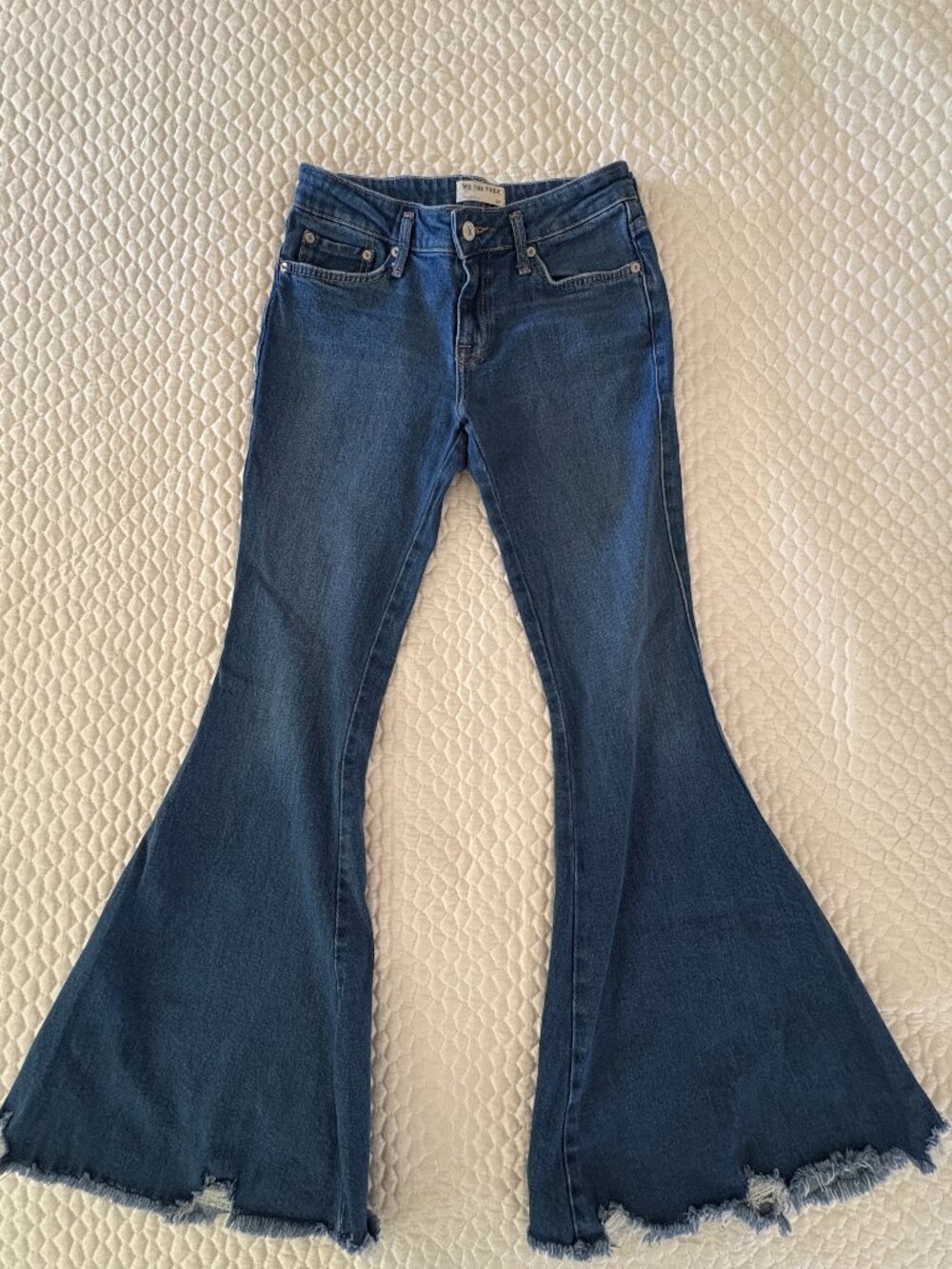 We The Free Free People Just Float On Extreme Flare Jeans – Size 27